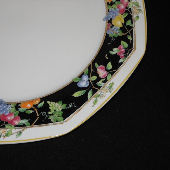 Octagonal serving platter. Christopher Stuart Orchard Park - Picture 2 of 6